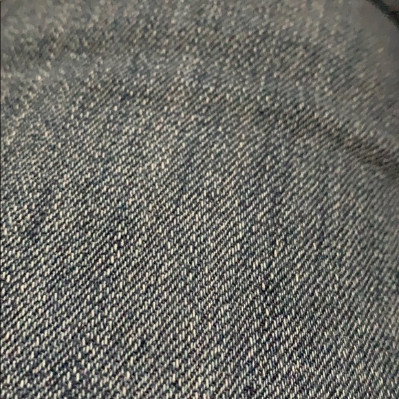 Meet your Posher, Karin - Picture 1 of 1